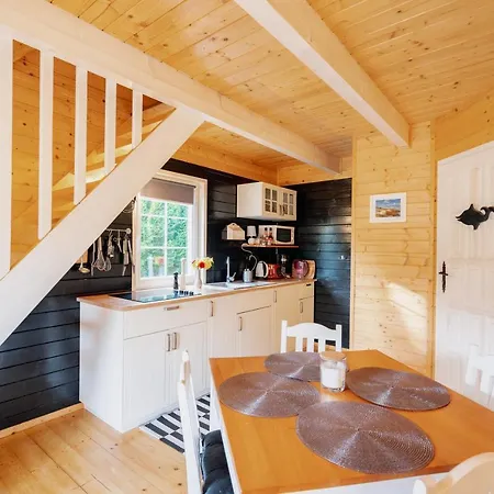 Black&white-cherry *