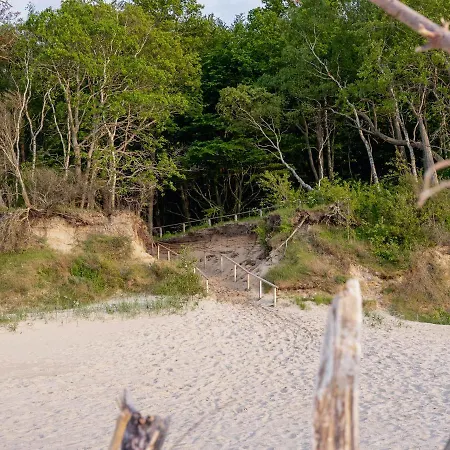 Black&white-cherry *