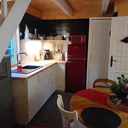 Black&white-cherry ロッジ *