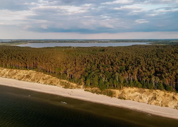 ロッジ Black&white-cherry *