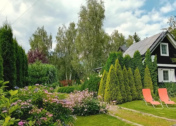 ロッジ Black&white-cherry